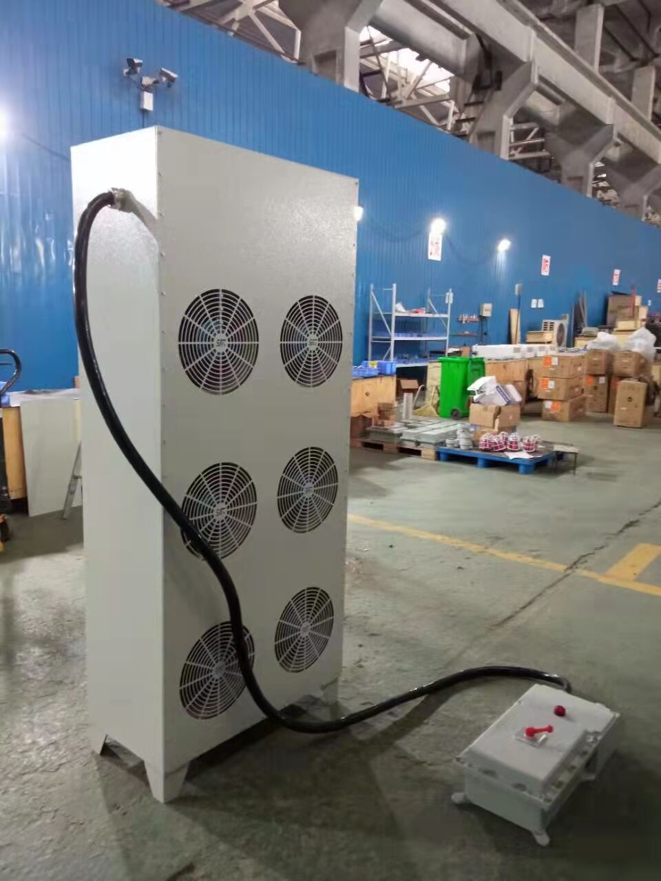 ����������ʽ����ů�L�C�ľS�o�l����Σ�